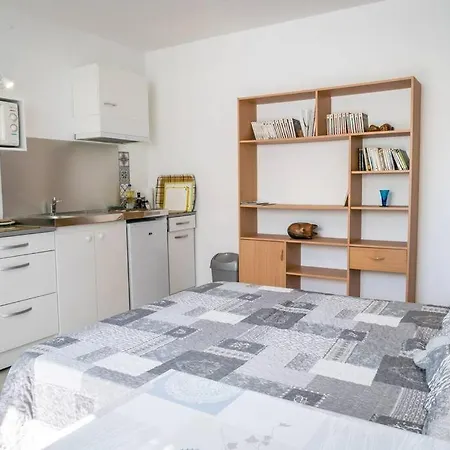 アパート Calme Et Nature Bien Situe Saint-Laurent-les-Tours